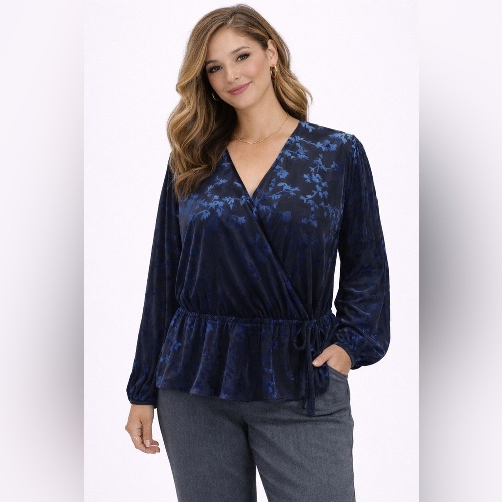 LC Lauren Conrad- Black with‎ Blue Babydoll Blouse Size L